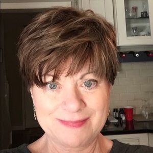 Meet your Posher, Cathy